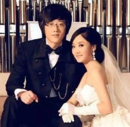 凤凰传奇玲花老公爆料视频,凤凰传奇背后的感人故事